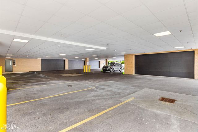 804 N Main Street 3B, Rochester, MI 48307