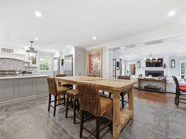 140 Remington Road, Manhasset, NY 11030