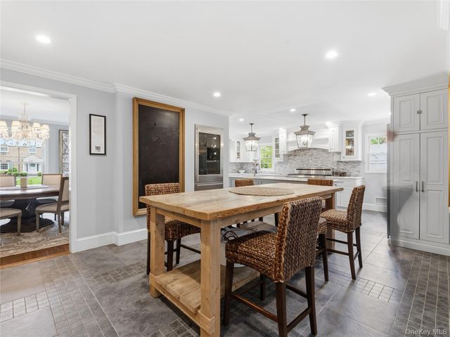 140 Remington Road, Manhasset, NY 11030