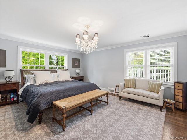 140 Remington Road, Manhasset, NY 11030