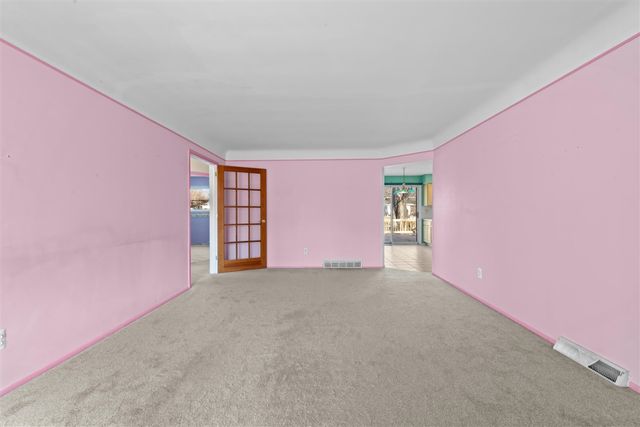 21850 Ontaga Street, Farmington Hills, MI 48336