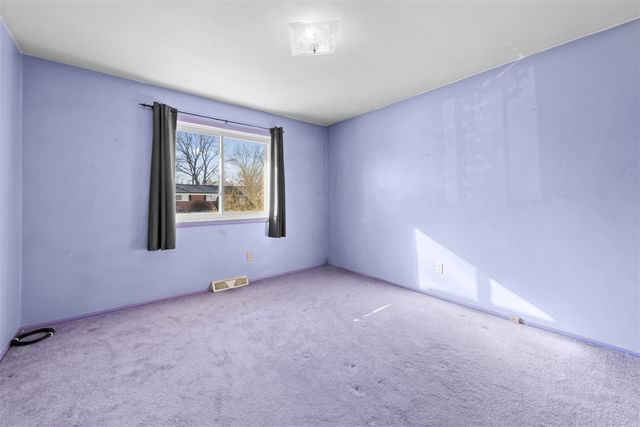 21850 Ontaga Street, Farmington Hills, MI 48336