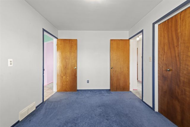 21850 Ontaga Street, Farmington Hills, MI 48336