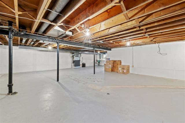 21850 Ontaga Street, Farmington Hills, MI 48336