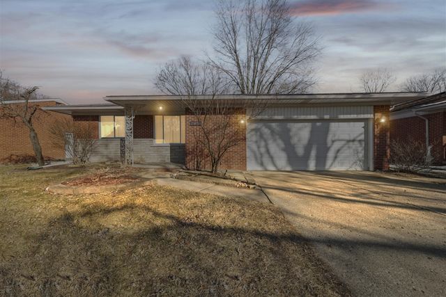 21850 Ontaga Street, Farmington Hills, MI 48336