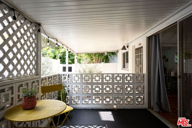 1032 N Hayworth Avenue, West Hollywood, CA 90046