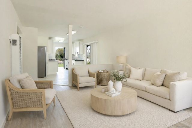 11102 Shadow Hill Way, Santee, CA 92071