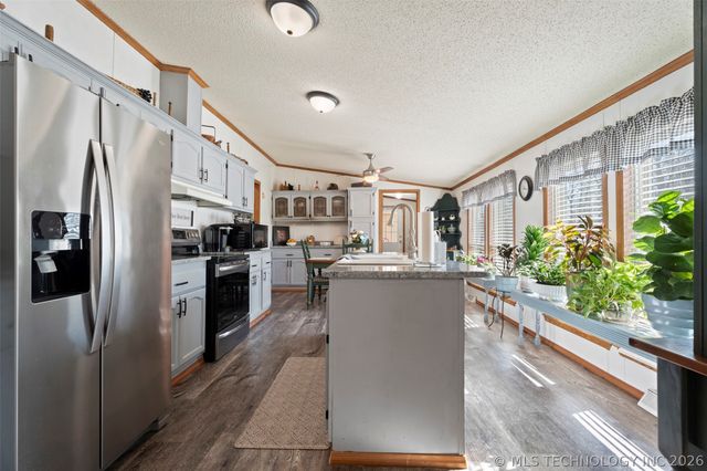 33300 S 544 Road, Jay, OK 74346