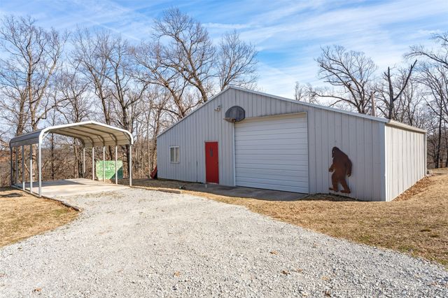 33300 S 544 Road, Jay, OK 74346