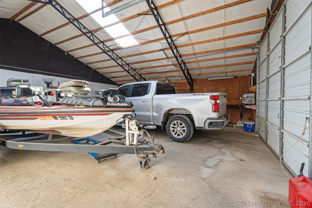 33300 S 544 Road, Jay, OK 74346