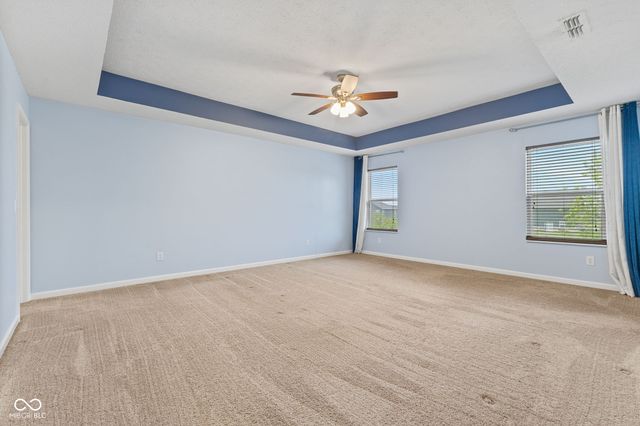 1233 Old Vines Trail, Greenwood, IN 46143