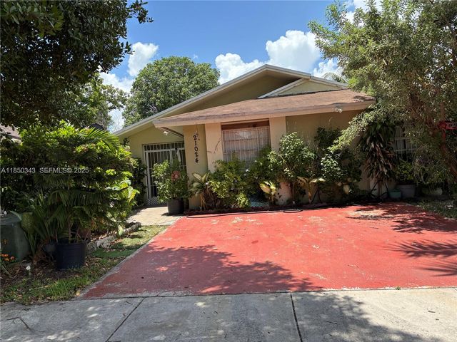 21024 SW 118th Place, Miami, FL 33177