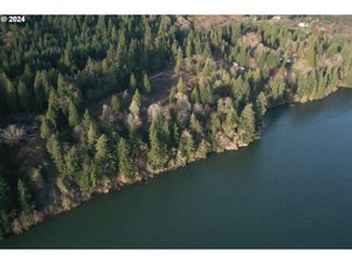 22 EDGE WATER Dr, Cathlamet, WA 98612