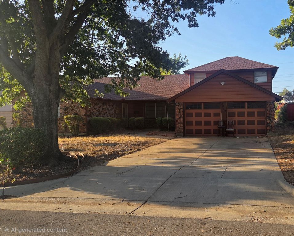 3812 Triumph Street, Forest Hill, TX 76119 — exterior
