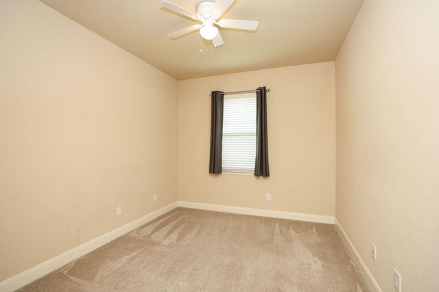 147 W Wading Pond Circle, Tomball, TX 77375