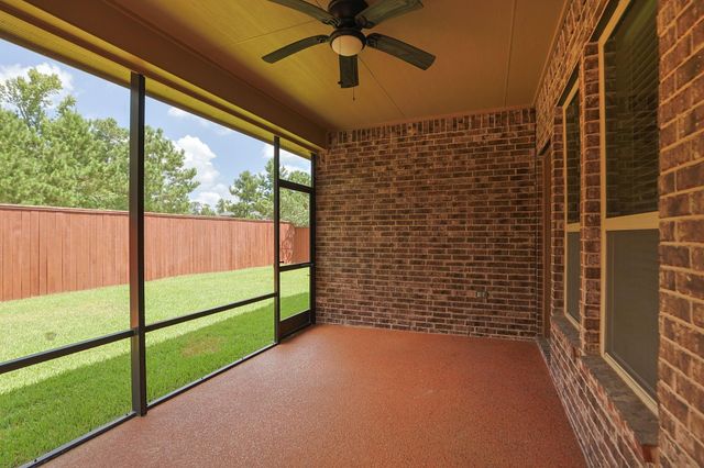 147 W Wading Pond Circle, Tomball, TX 77375