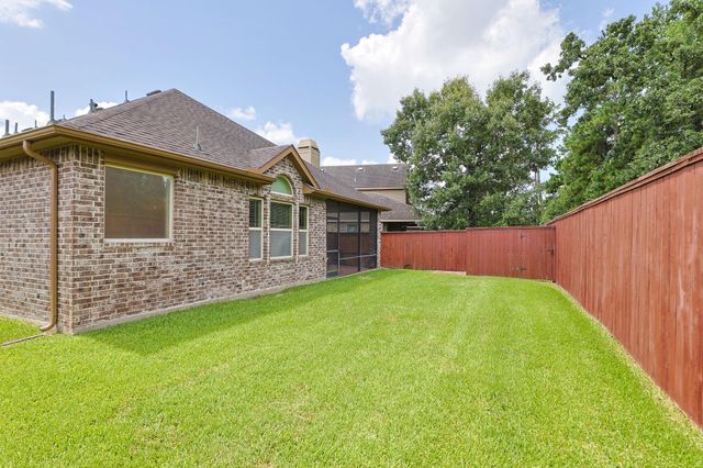 147 W Wading Pond Circle, Tomball, TX 77375