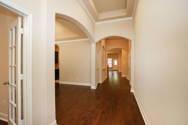 147 W Wading Pond Circle, Tomball, TX 77375