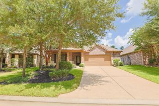 147 W Wading Pond Circle, Tomball, TX 77375