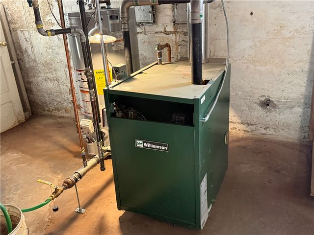 207 Morse Avenue, Warwick, RI 02886