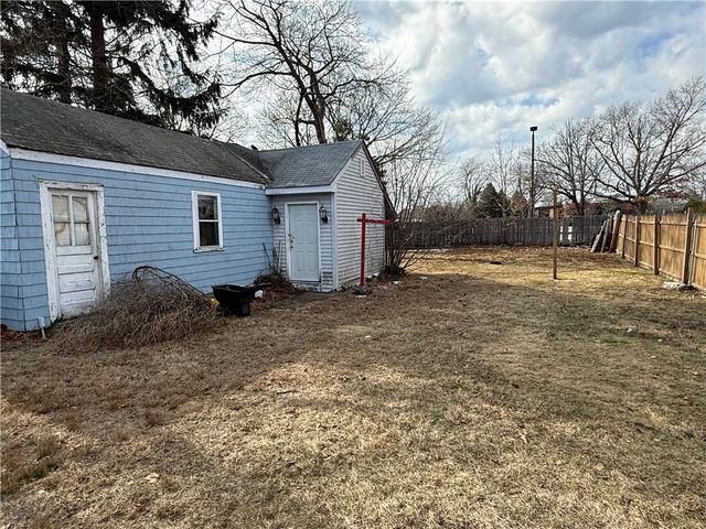 207 Morse Avenue, Warwick, RI 02886