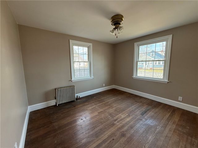 207 Morse Avenue, Warwick, RI 02886