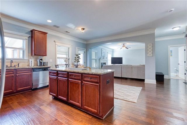 1417 Richmond Oak Court, Loganville, GA 30052