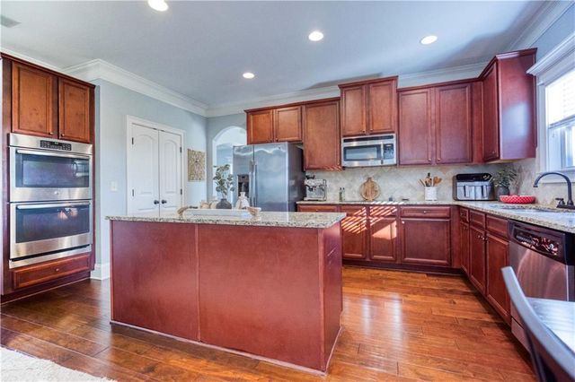 1417 Richmond Oak Court, Loganville, GA 30052