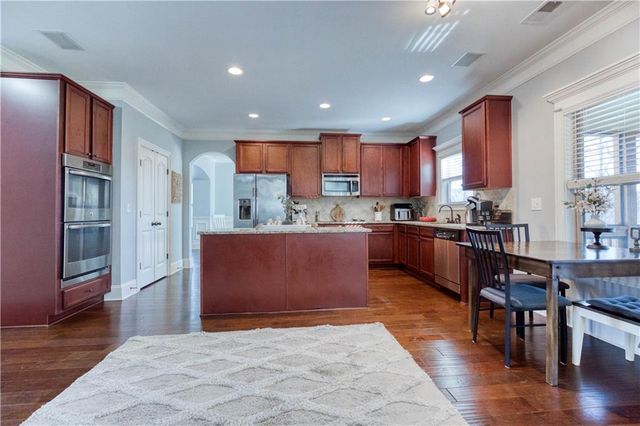 1417 Richmond Oak Court, Loganville, GA 30052