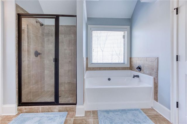 1417 Richmond Oak Court, Loganville, GA 30052