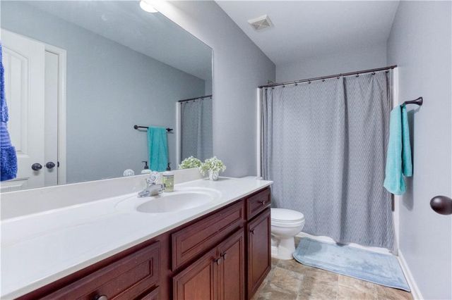 1417 Richmond Oak Court, Loganville, GA 30052