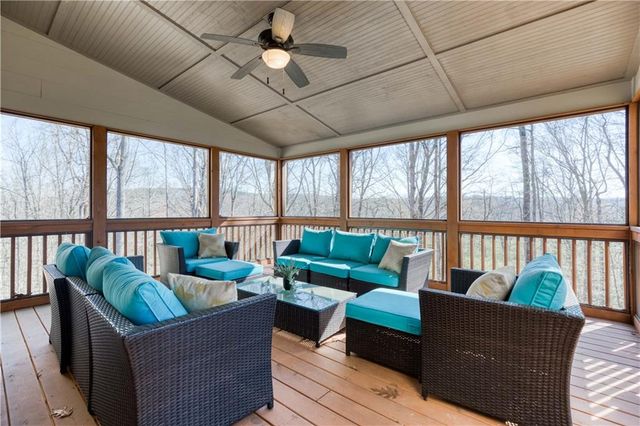 1417 Richmond Oak Court, Loganville, GA 30052