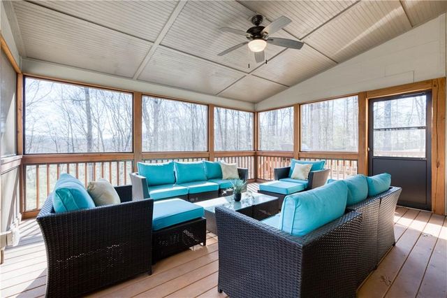 1417 Richmond Oak Court, Loganville, GA 30052