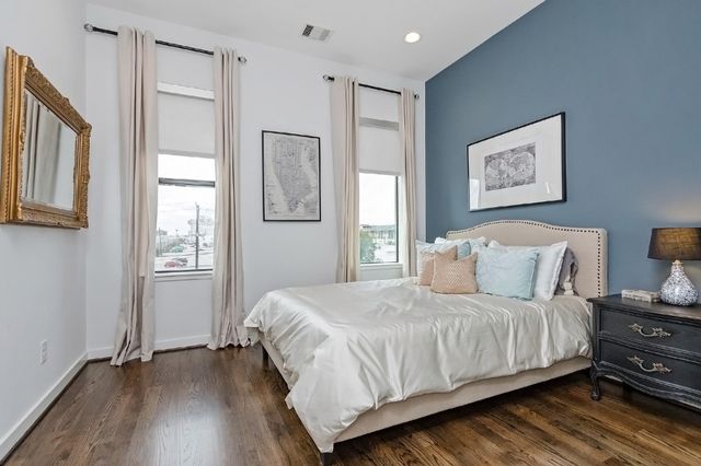 1814 Bingham Street, Houston, TX 77007