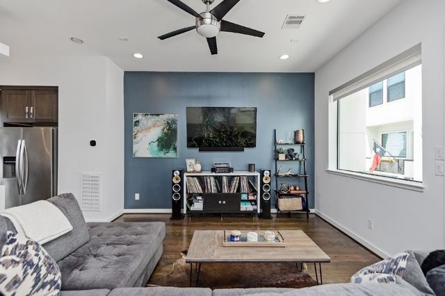 1814 Bingham Street, Houston, TX 77007