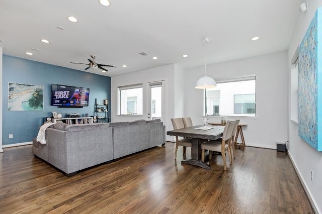 1814 Bingham Street, Houston, TX 77007