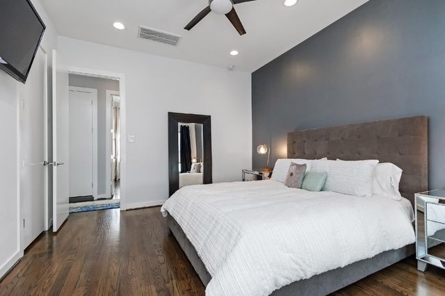 1814 Bingham Street, Houston, TX 77007