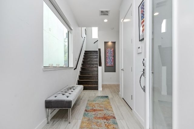 1814 Bingham Street, Houston, TX 77007
