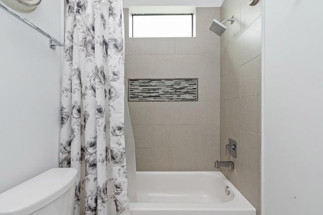 1814 Bingham Street, Houston, TX 77007