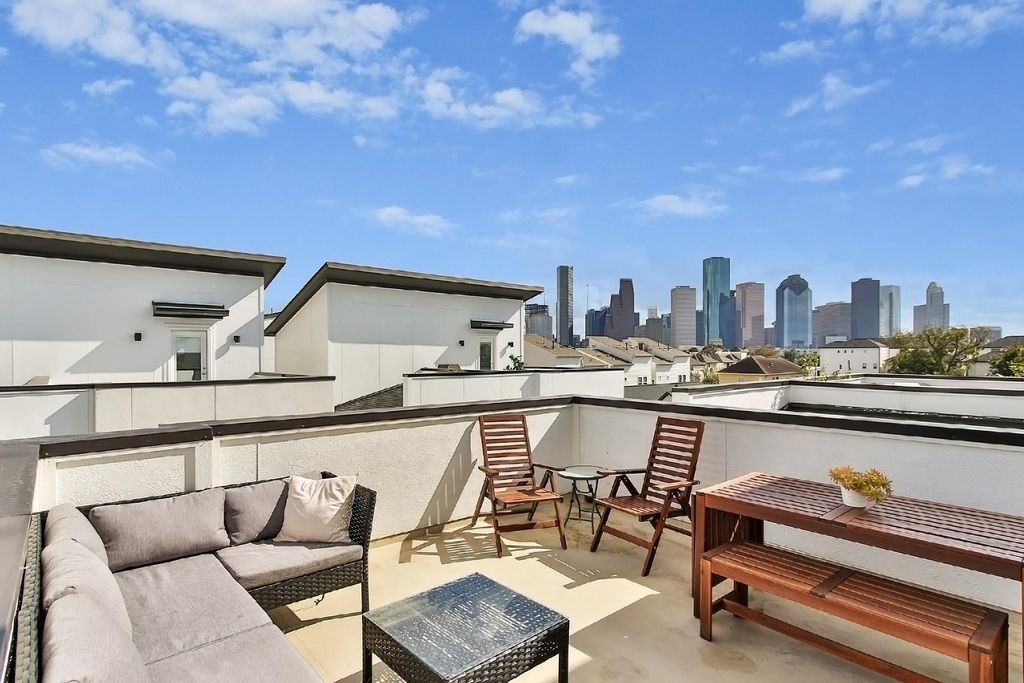 1814 Bingham Street, Houston, TX 77007