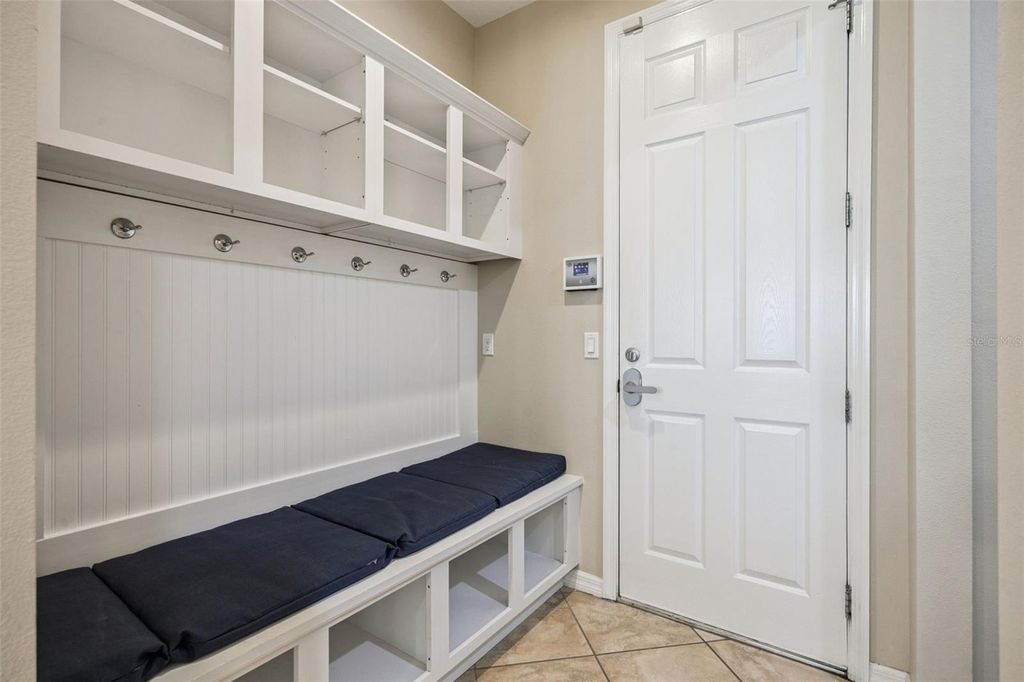 Image 25 of property listing at 13328 OVERSTREET ROAD, Windermere, FL 34786