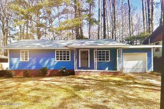 2364 Coronet Place, Jackson, MS 39204
