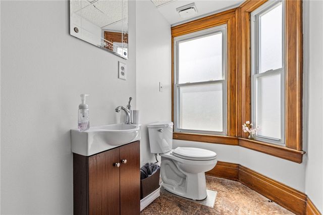 1583 East Main Street, Rochester, NY 14609