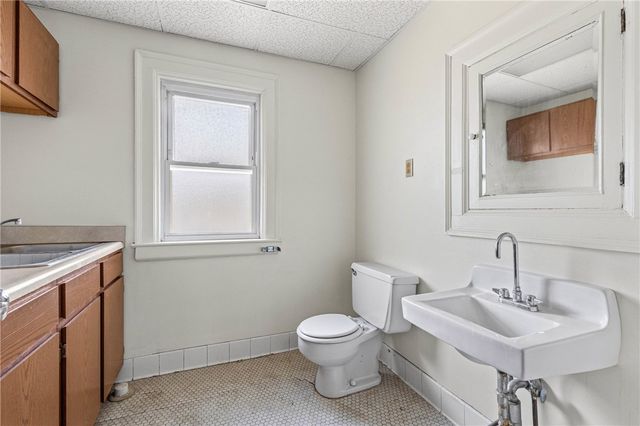 1583 East Main Street, Rochester, NY 14609