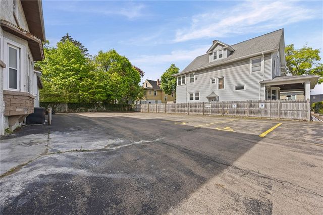 1583 East Main Street, Rochester, NY 14609