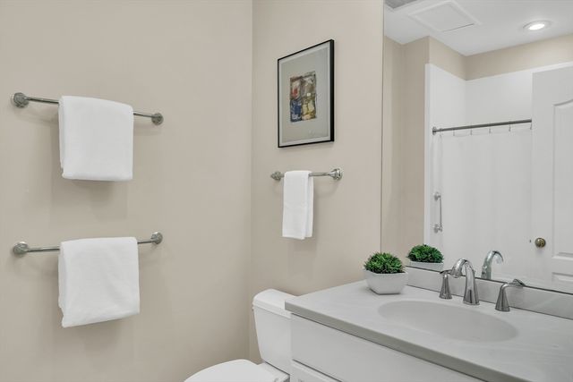 120 Seaver St C102, Brookline, MA 02445