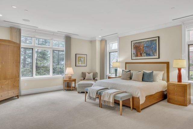 120 Seaver St C102, Brookline, MA 02445