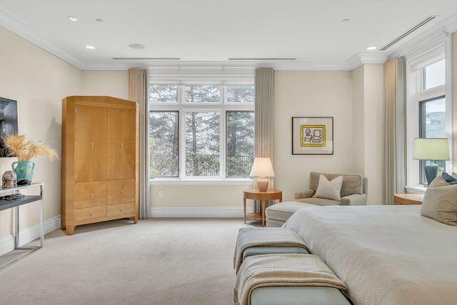 120 Seaver St C102, Brookline, MA 02445