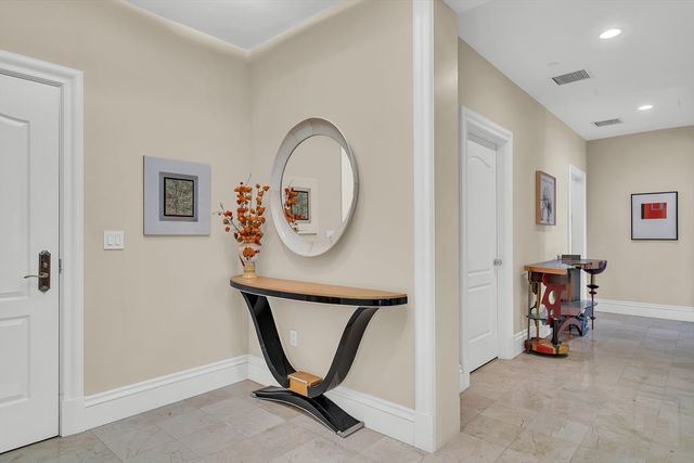 120 Seaver St C102, Brookline, MA 02445