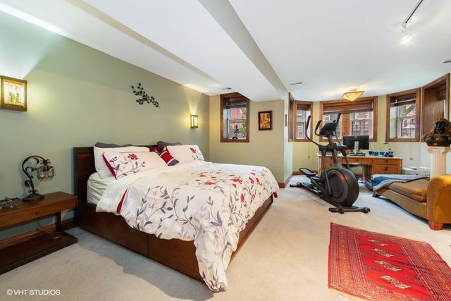 844 W Agatite Avenue 2W, Chicago, IL 60640